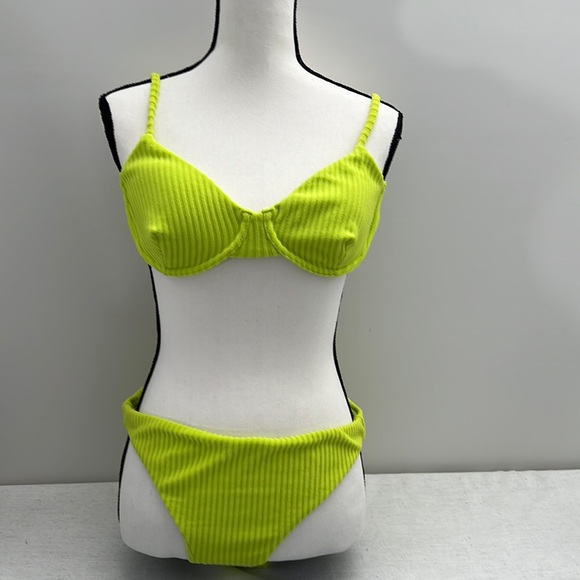 Andie Other - Andie Bermuda 2 piece swimsuit, neon lemon green sz L